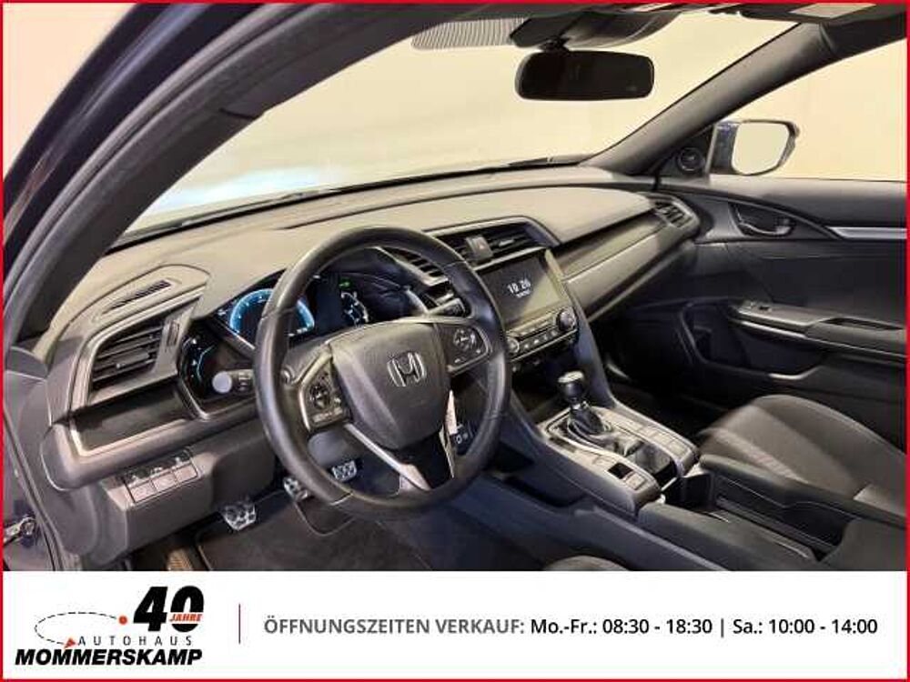 Honda Civic 1.0 Elegance VTEC+Klima+Tempomat+Navi+PDC+Kamera+LED+Multilenkrad