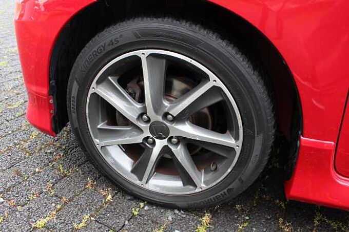 Honda Jazz 1.4 i-VTEC Si Allwetterreifen