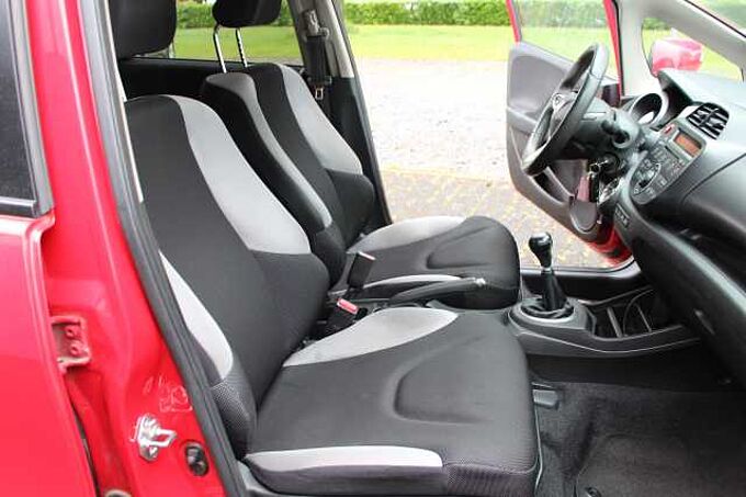 Honda Jazz 1.4 i-VTEC Si Allwetterreifen