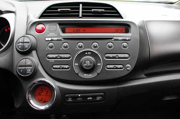 Honda Jazz 1.4 i-VTEC Si Allwetterreifen