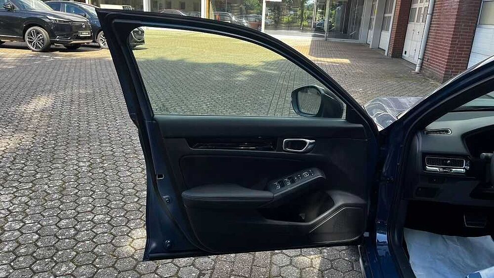 Honda Civic e: HEV 2.0 i-MMD Hybrid Sport Facelift