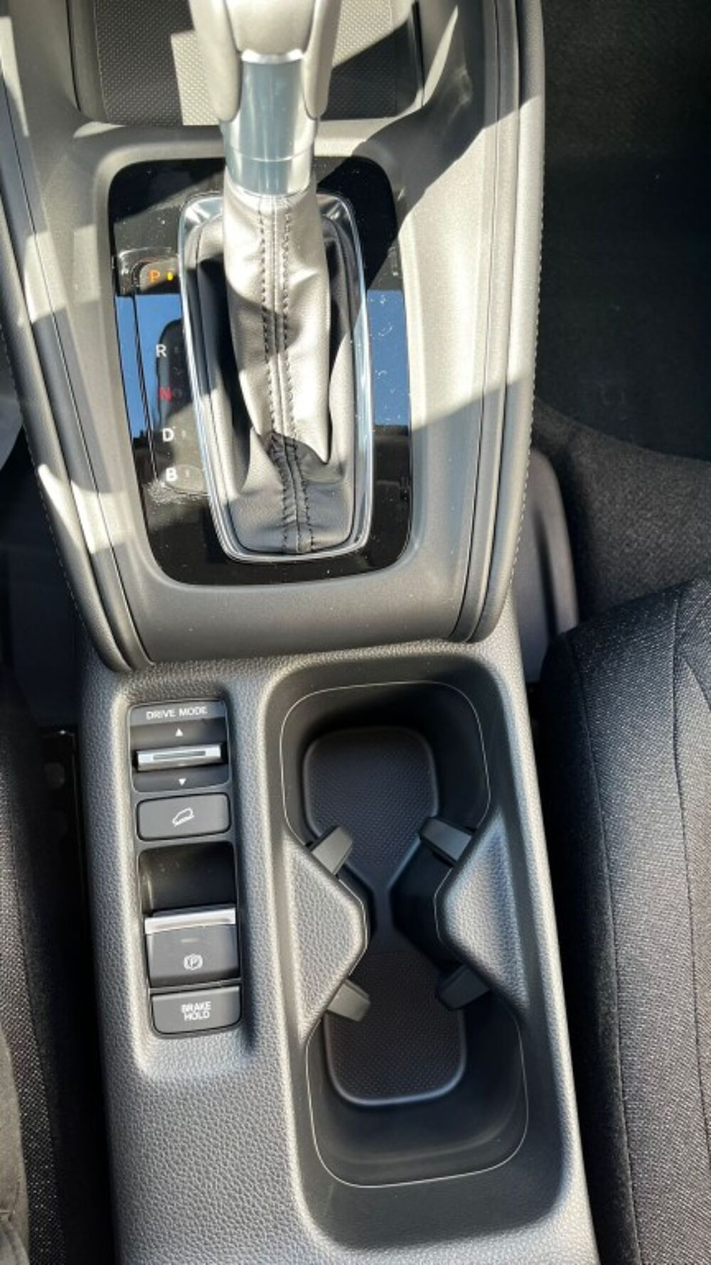 Honda HR-V e: HEV 1.5 i-MMD Hybrid Elegance (RV/RV)