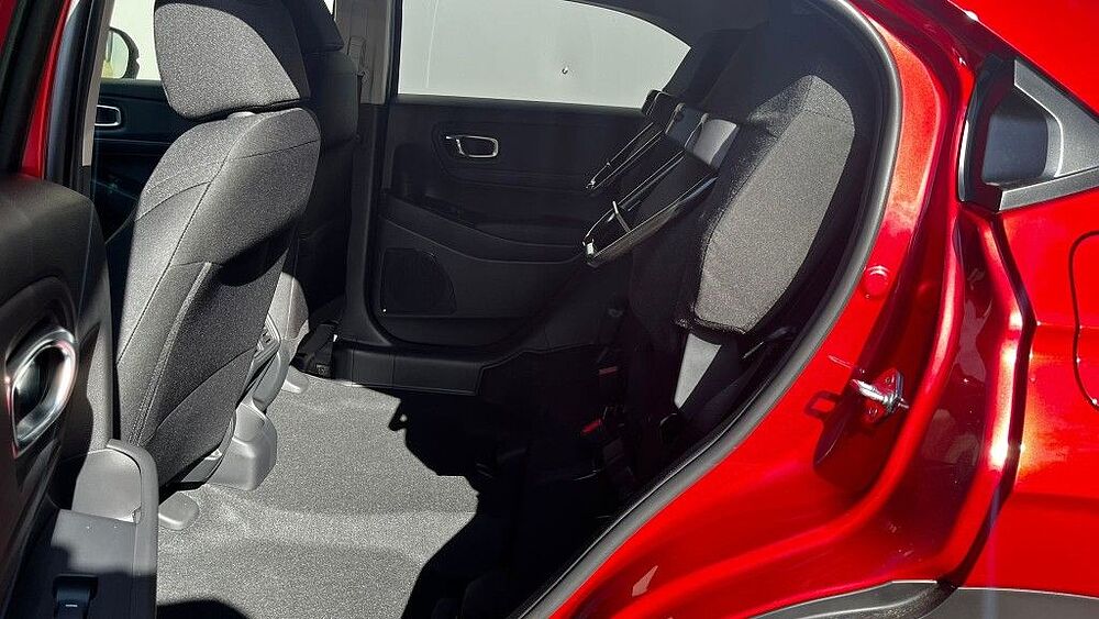 Honda HR-V e: HEV 1.5 i-MMD Hybrid Elegance (RV/RV)