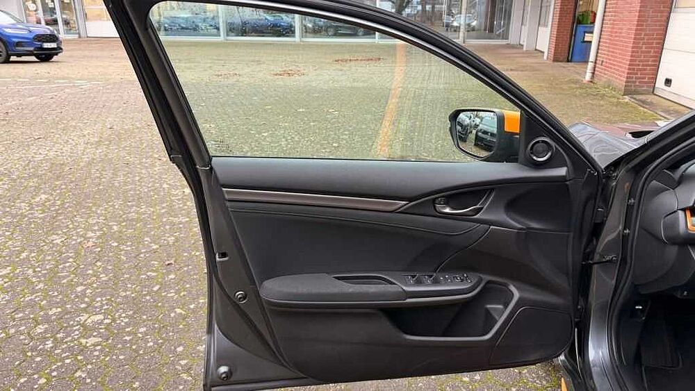 Honda Civic 1.0 i-VTEC Turbo Elegance