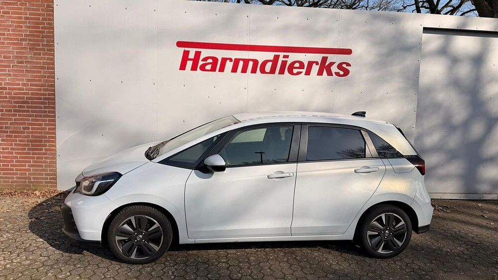 Honda Jazz e: HEV 1.5 i-MMD Hybrid Advance