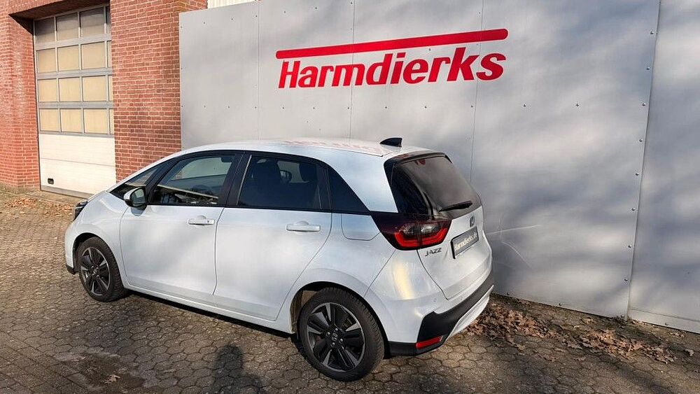 Honda Jazz e: HEV 1.5 i-MMD Hybrid Advance