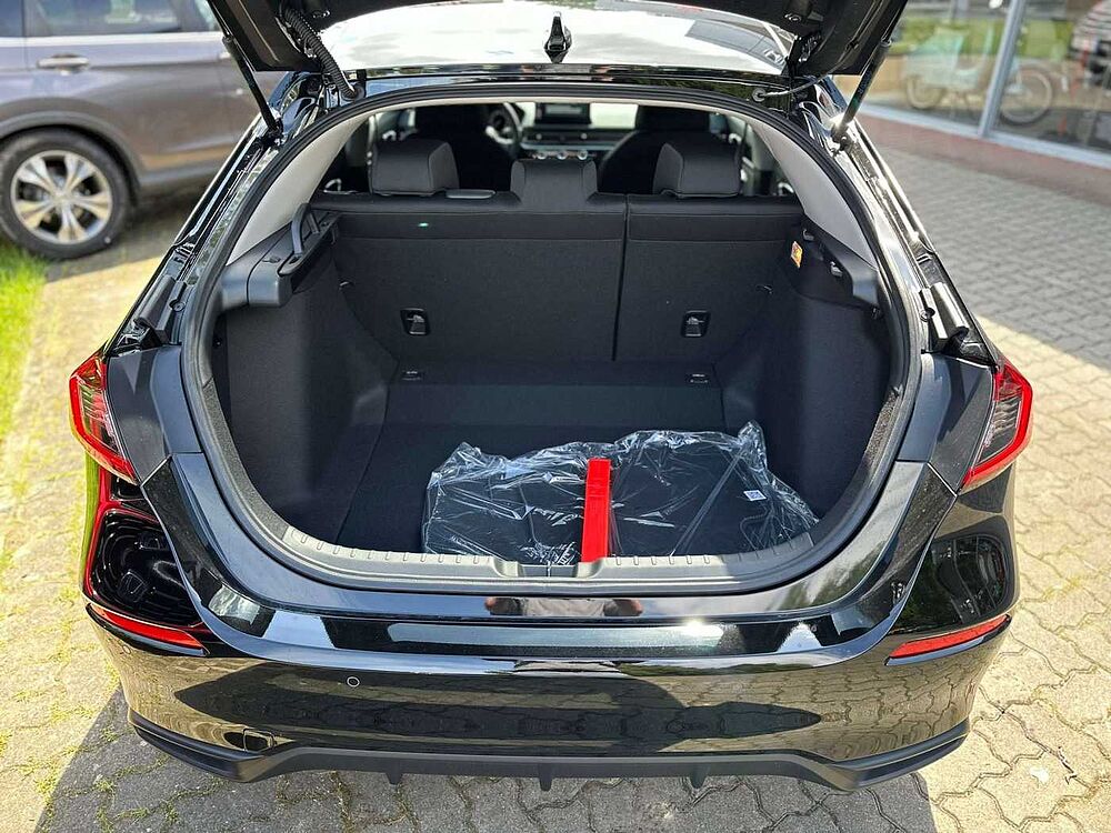 Honda Civic e: HEV 2.0 i-MMD Hybrid Elegance