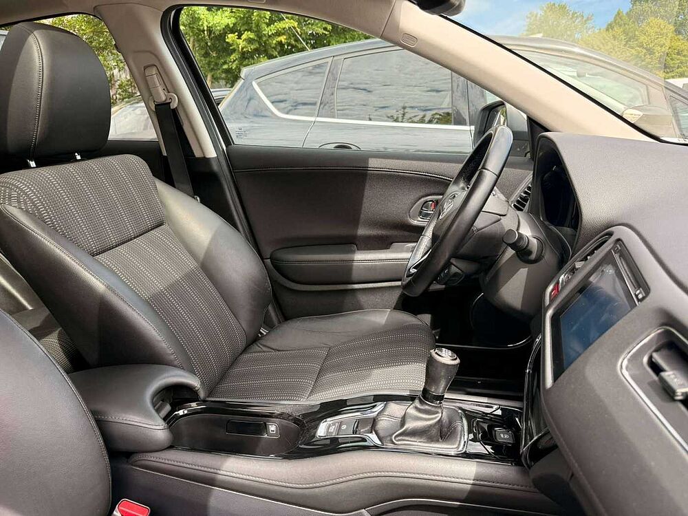 Honda HR-V Executive Rückfahrkamera Teilleder