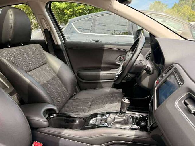 Honda HR-V Executive Rückfahrkamera Teilleder