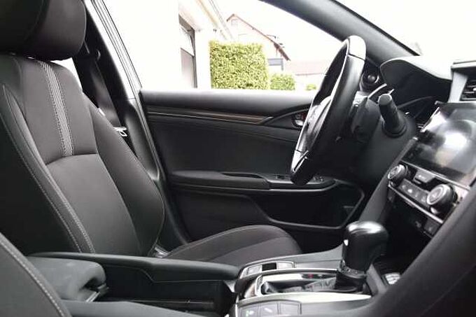 Honda Civic Sport Plus*RFK*SHZ*LED*PDC V+H*KESSY