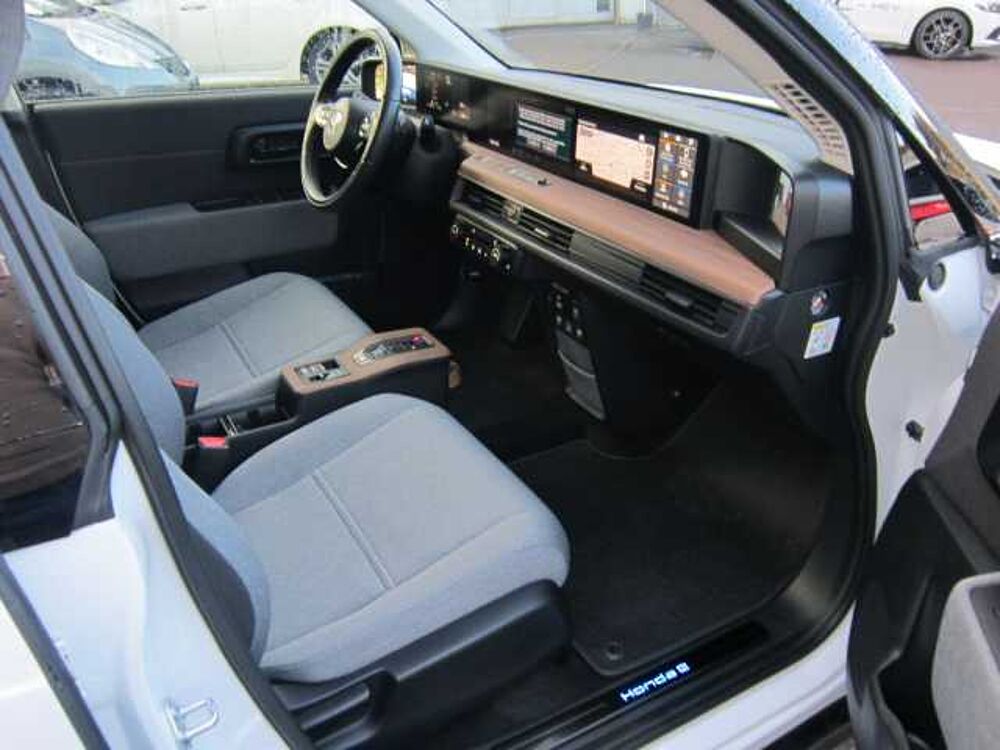 Honda e Advance-Paket + Illumination Paket