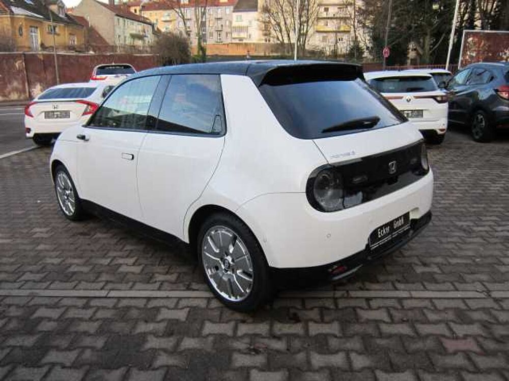 Honda e Advance-Paket + Illumination Paket