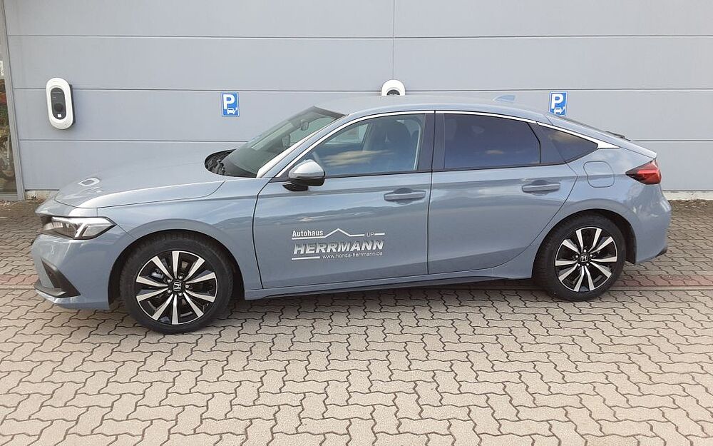 Honda Civic e: HEV 2.0 i-MMD Hybrid Elegance, WR