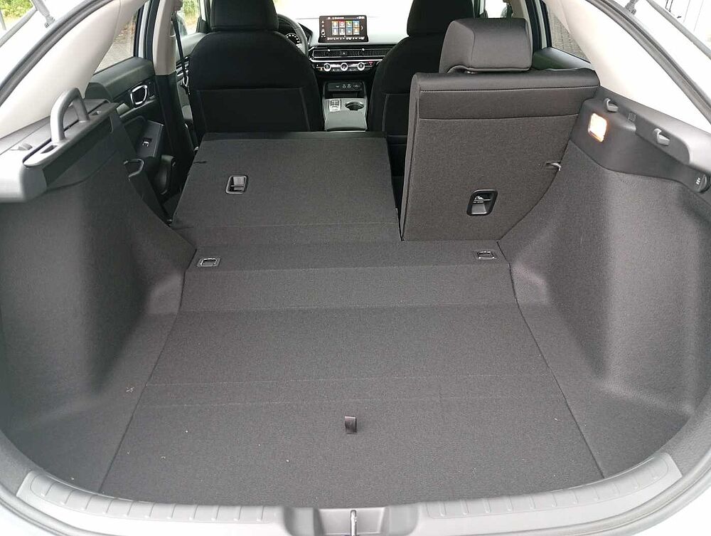 Honda Civic e: HEV 2.0 i-MMD Hybrid Elegance
