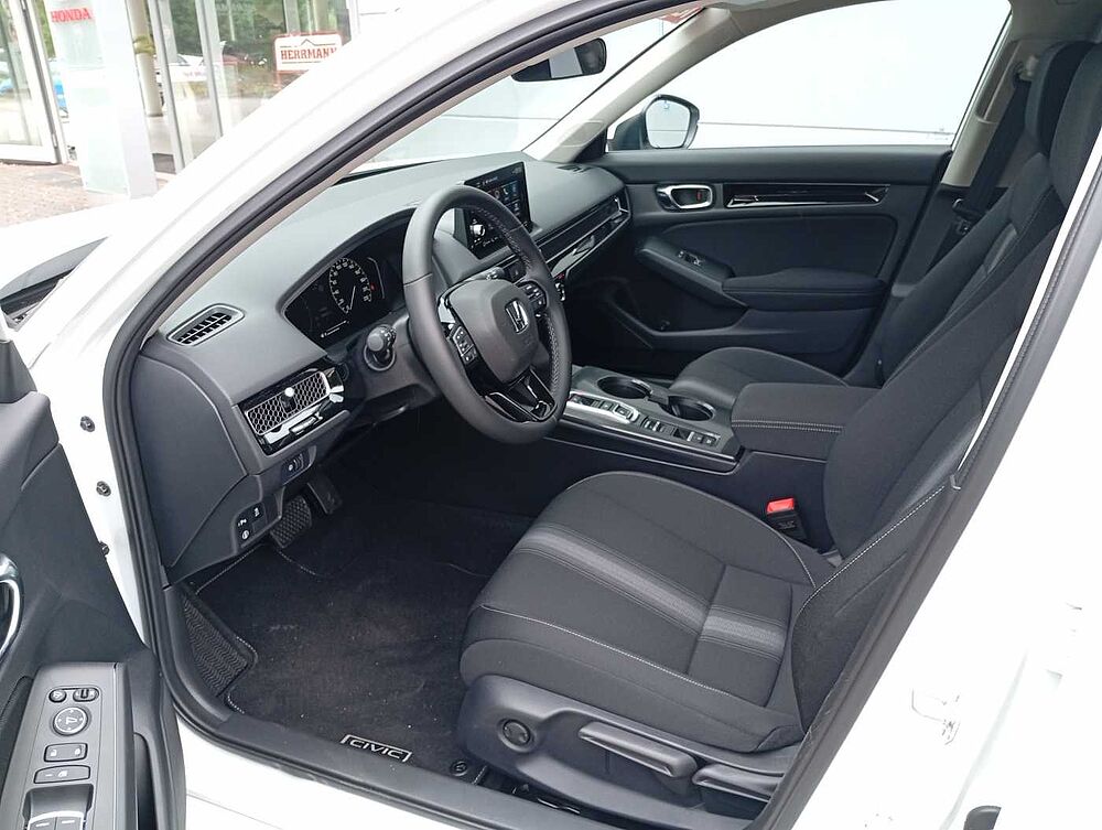 Honda Civic e: HEV 2.0 i-MMD Hybrid Elegance