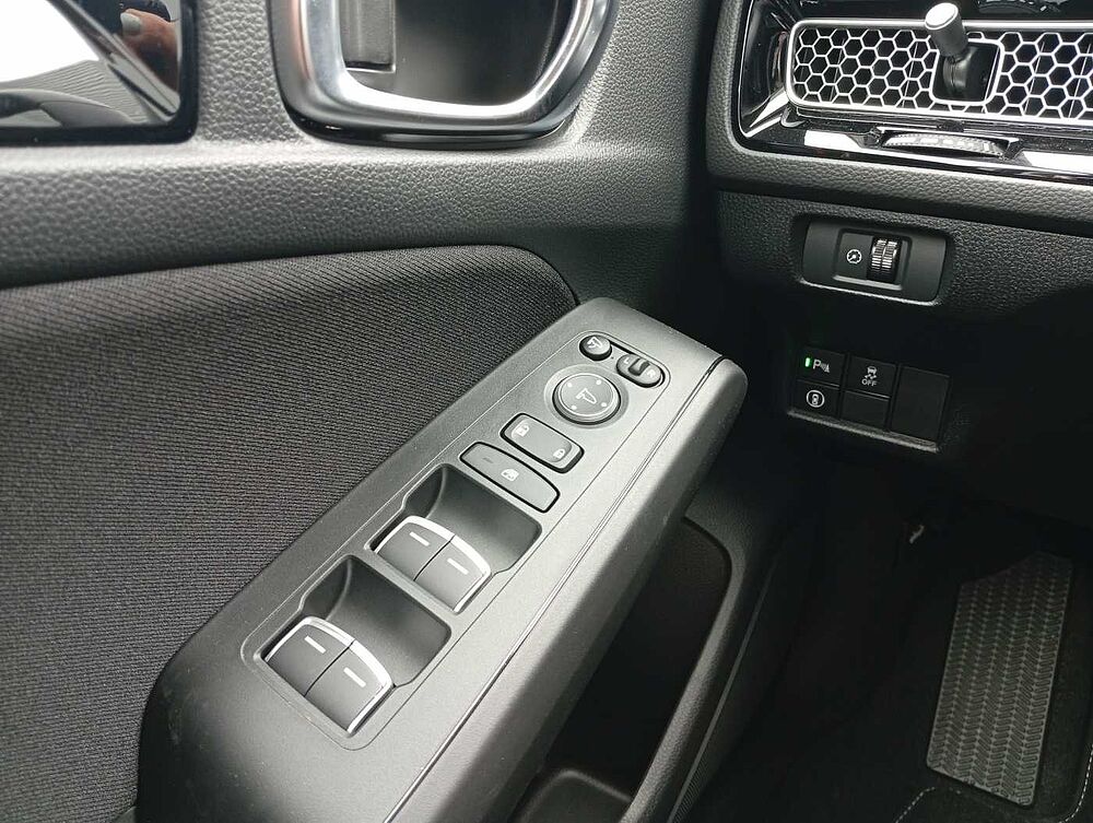 Honda Civic e: HEV 2.0 i-MMD Hybrid Elegance
