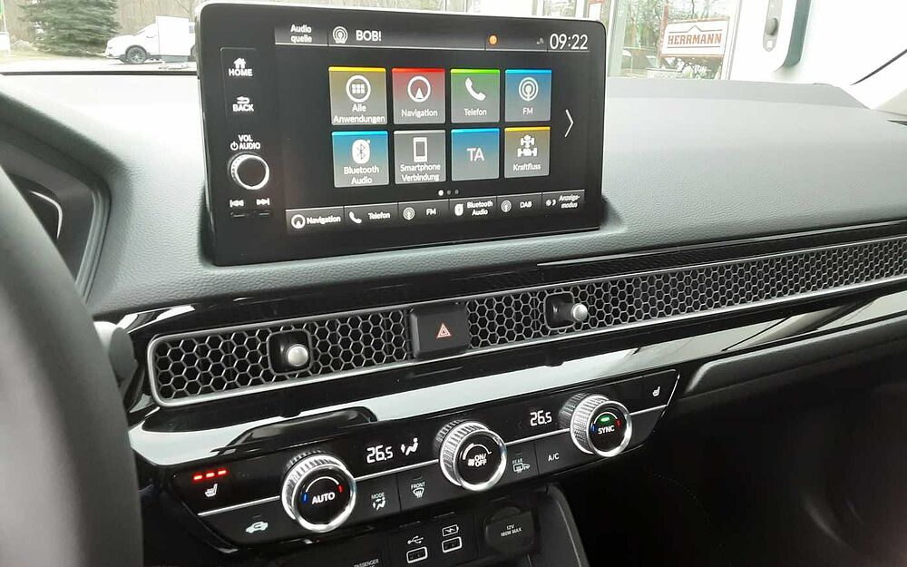 Honda Civic e: HEV 2.0 i-MMD Hybrid Elegance