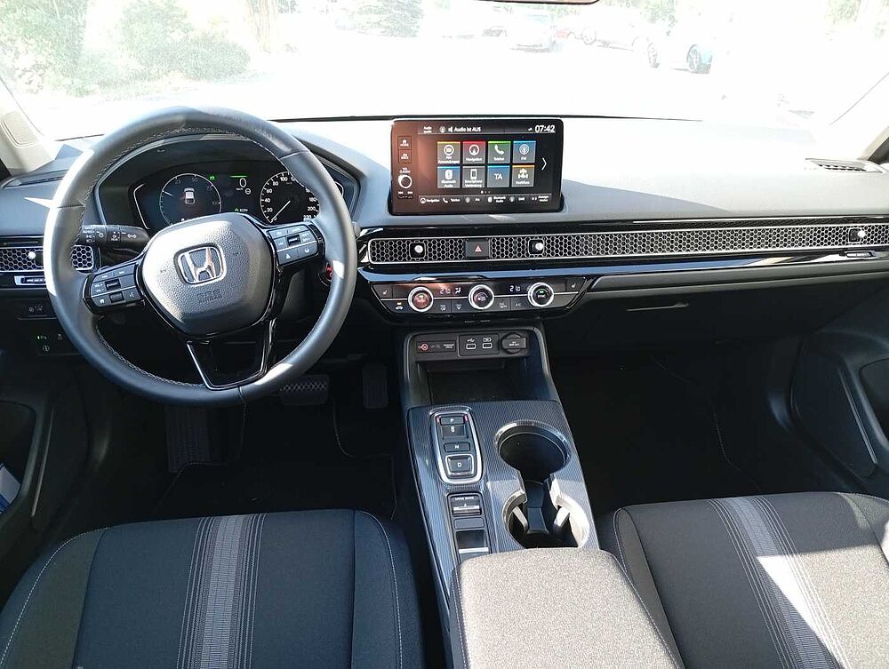 Honda Civic e: HEV 2.0 i-MMD Hybrid Elegance