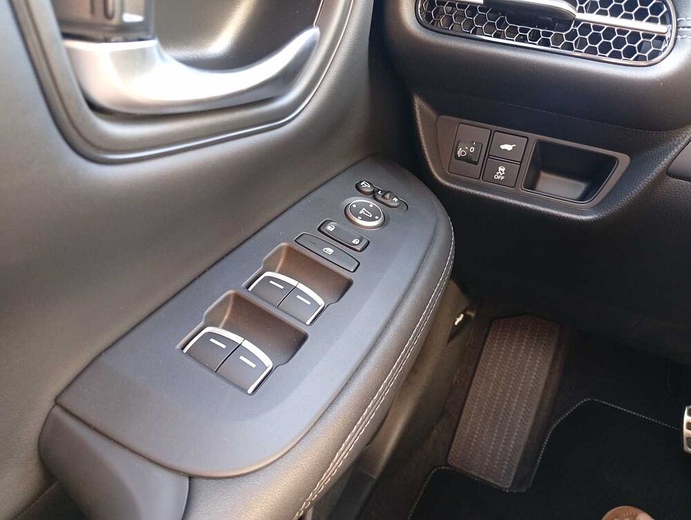 Honda ZR-V Hybrid e: HEV 2.0 i-MMD Sport