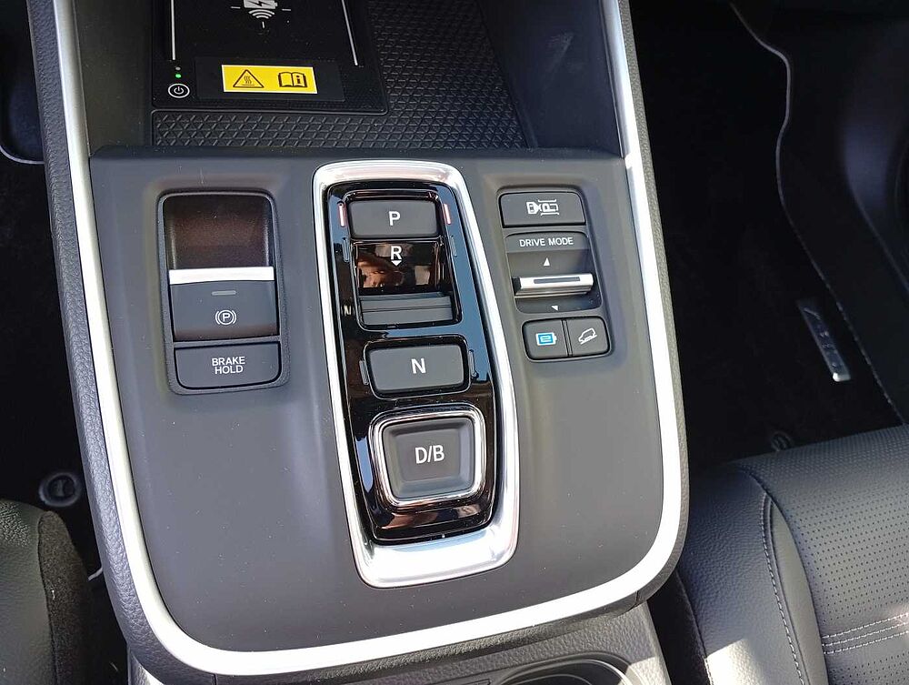 Honda CR-V e: PHEV Elegance Tech 2WD CR-V e: PHEV Elegance Tech 2WD