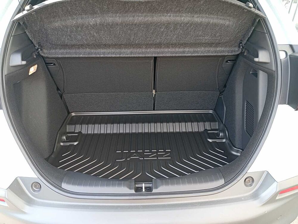 Honda Jazz Hybrid e: HEV 1.5 i-MMD Crosstar Advance