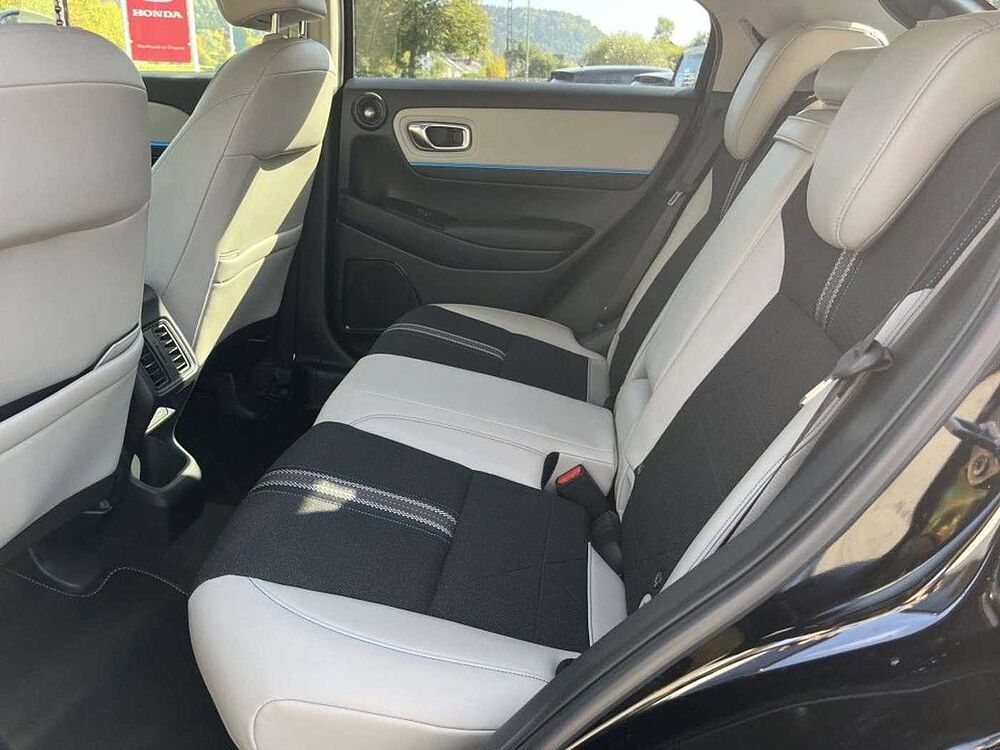 Honda HR-V e: HEV 1.5 i-MMD Hybrid Advance Style