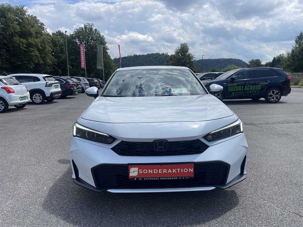Honda Civic e: HEV 2.0 i-MMD Hybrid Advance