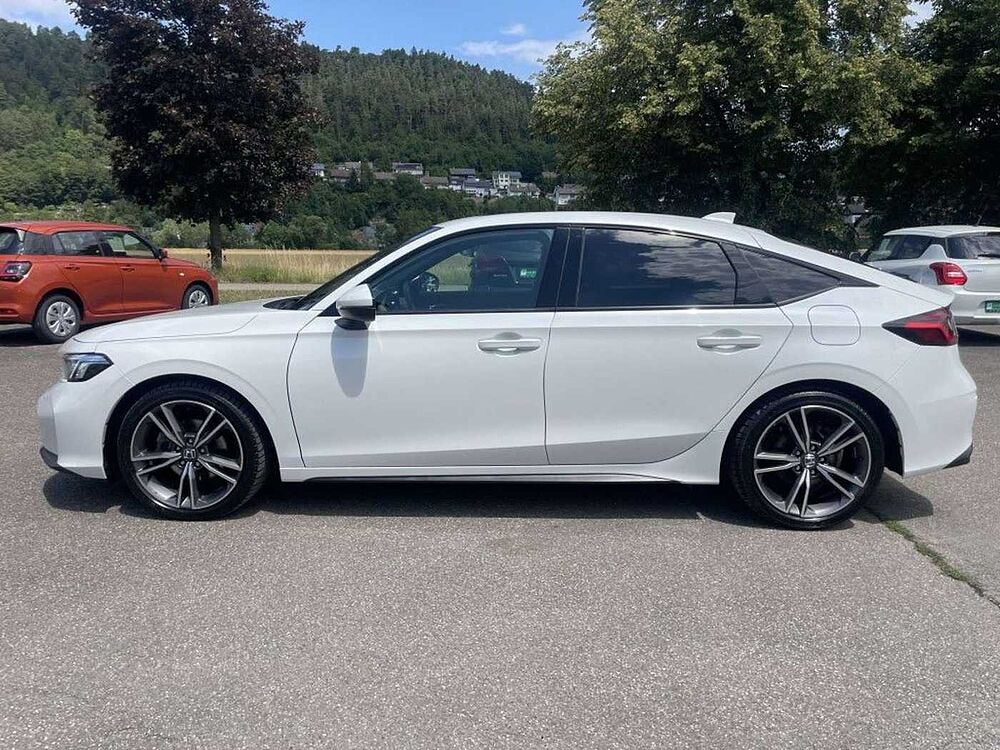 Honda Civic e: HEV 2.0 i-MMD Hybrid Advance