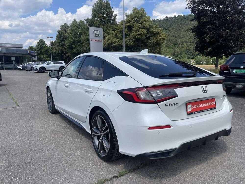 Honda Civic e: HEV 2.0 i-MMD Hybrid Advance