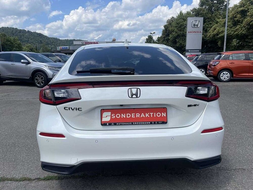 Honda Civic e: HEV 2.0 i-MMD Hybrid Advance