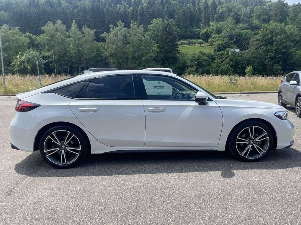 Honda Civic e: HEV 2.0 i-MMD Hybrid Advance