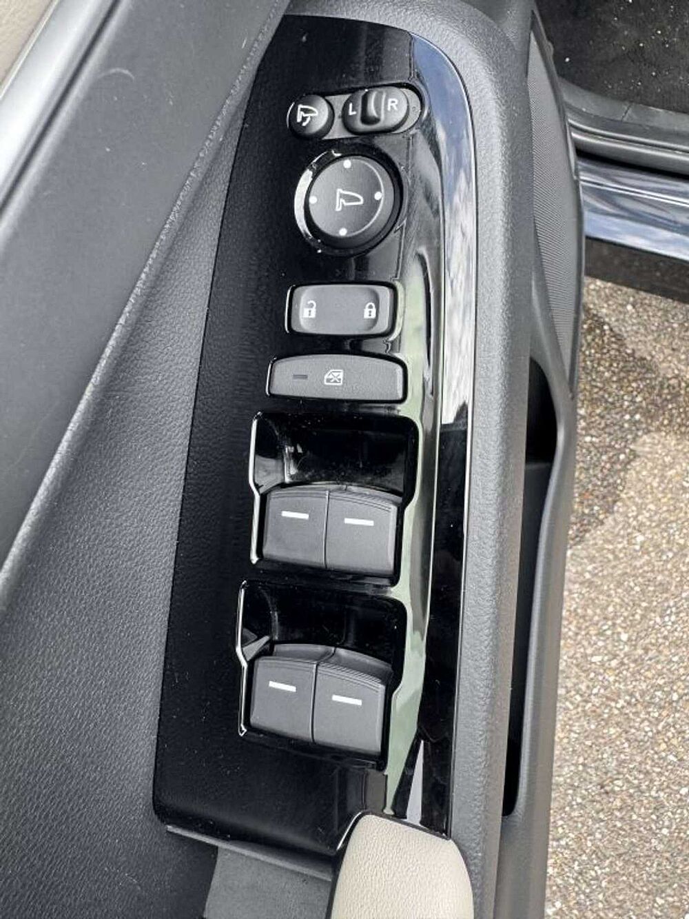 Honda HR-V e: HEV 1.5 i-MMD Hybrid Advance Style