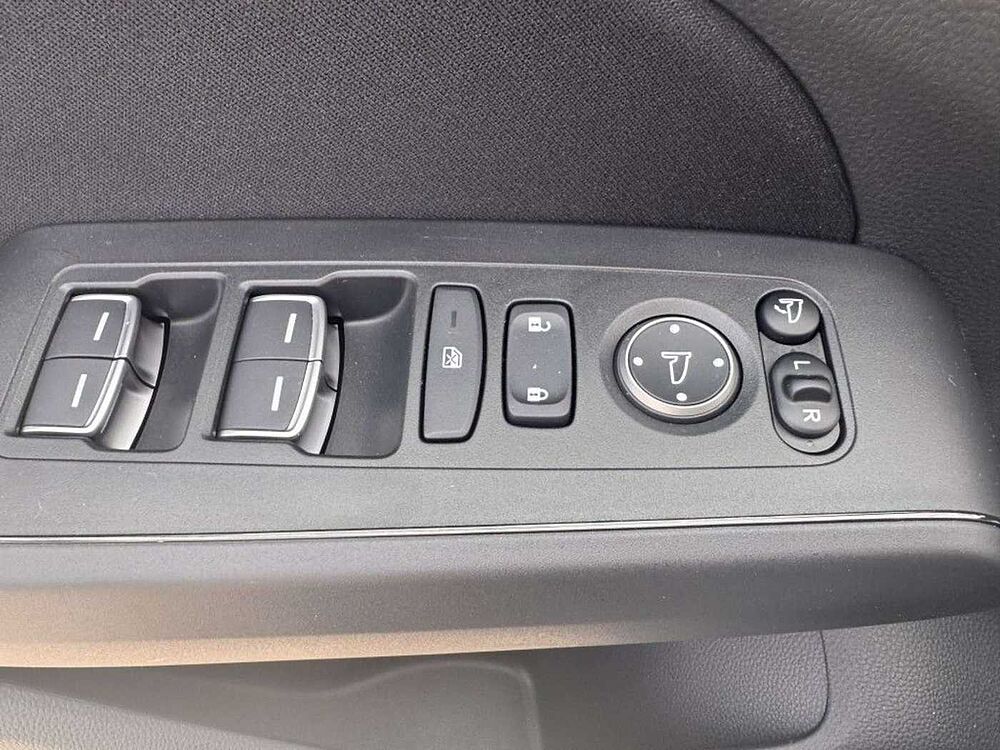 Honda Civic e: HEV 2.0 i-MMD Hybrid Elegance