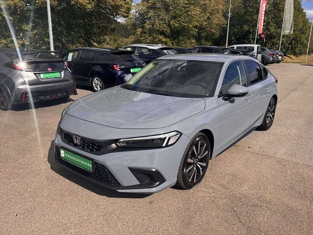 Honda Civic e: HEV 2.0 i-MMD Hybrid Elegance