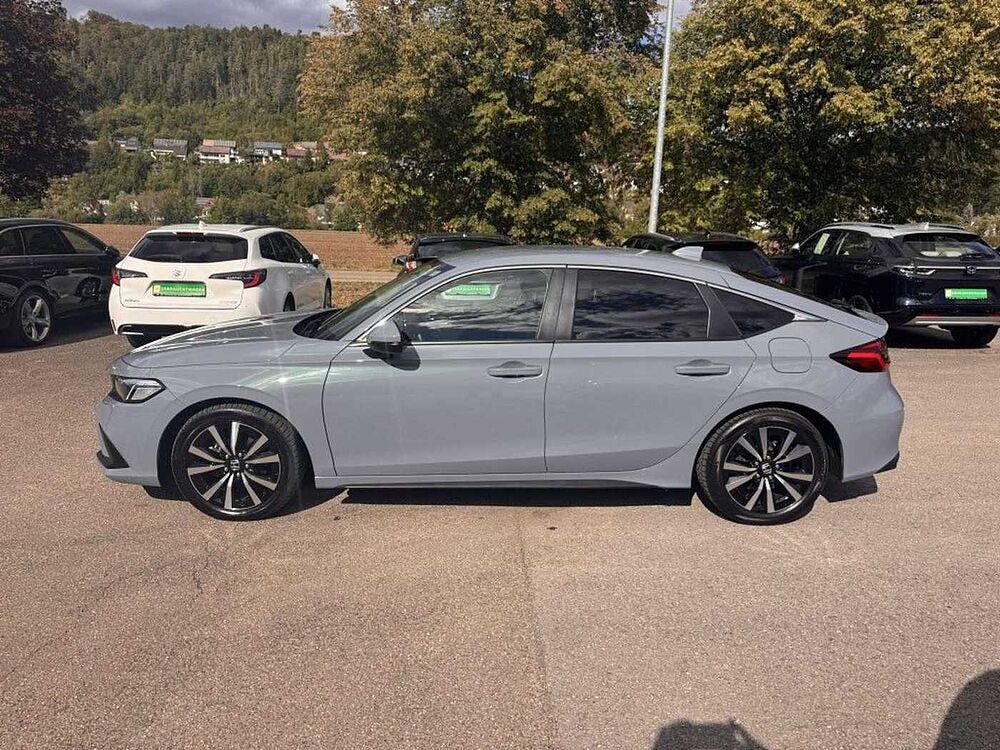 Honda Civic e: HEV 2.0 i-MMD Hybrid Elegance