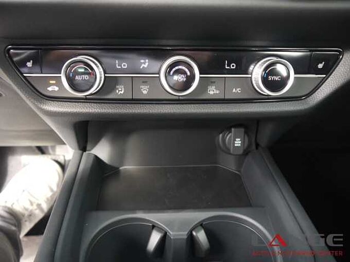 Honda ZR-V Hybrid e HEV Elegance Navi Klimaautom SHZ Temp Tel.-Vorb. PDC Regensensor A Hybrid e HEV Elegance Navi Klimaautom SHZ Temp Tel.-Vorb. PDC Regensensor Alu BT