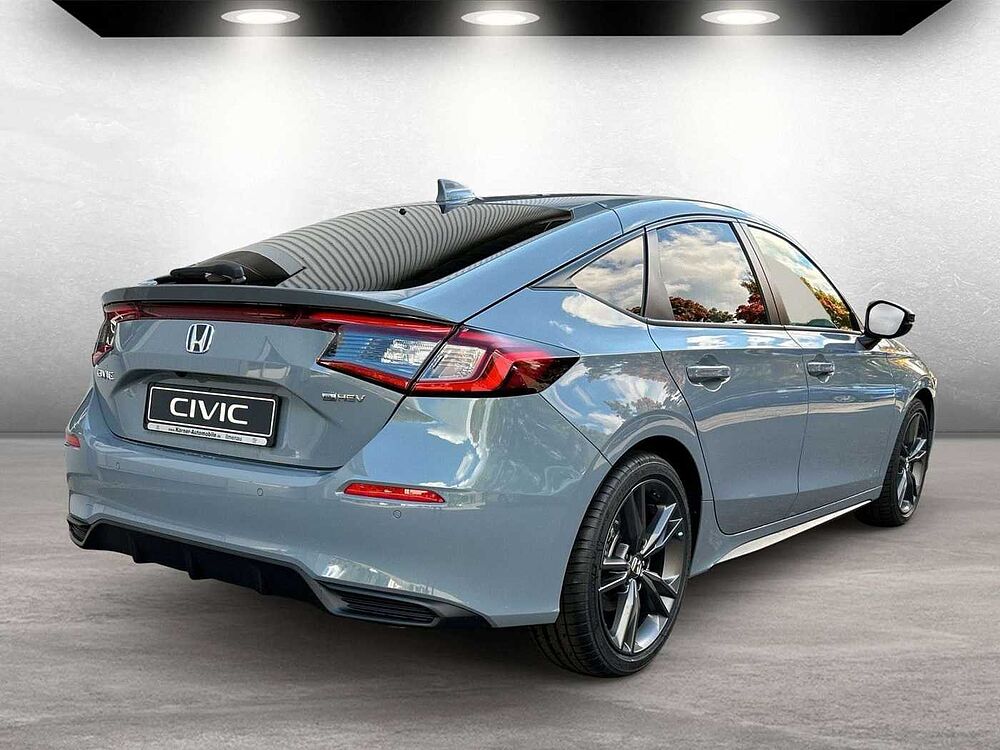 Honda Civic e: HEV 2.0 Hybrid Sport