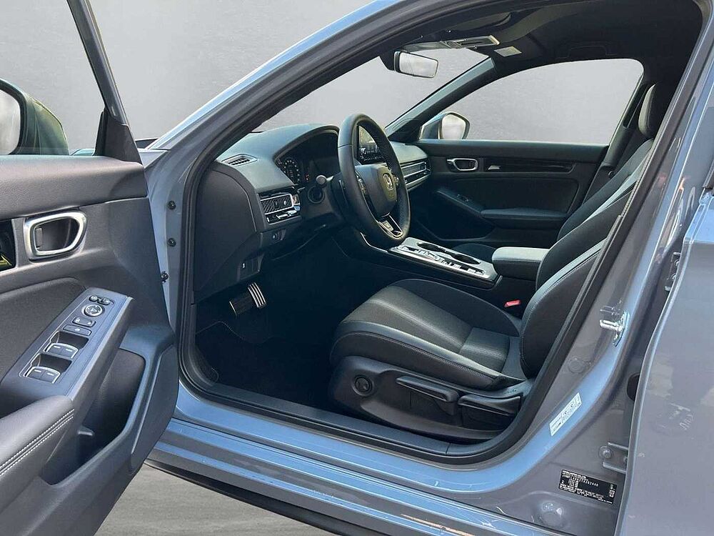 Honda Civic e: HEV 2.0 Hybrid Sport