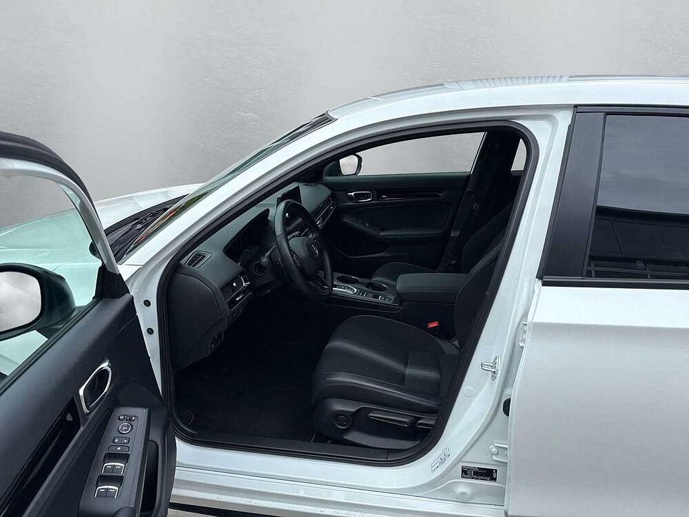 Honda Civic e: HEV 2.0 Hybrid Sport