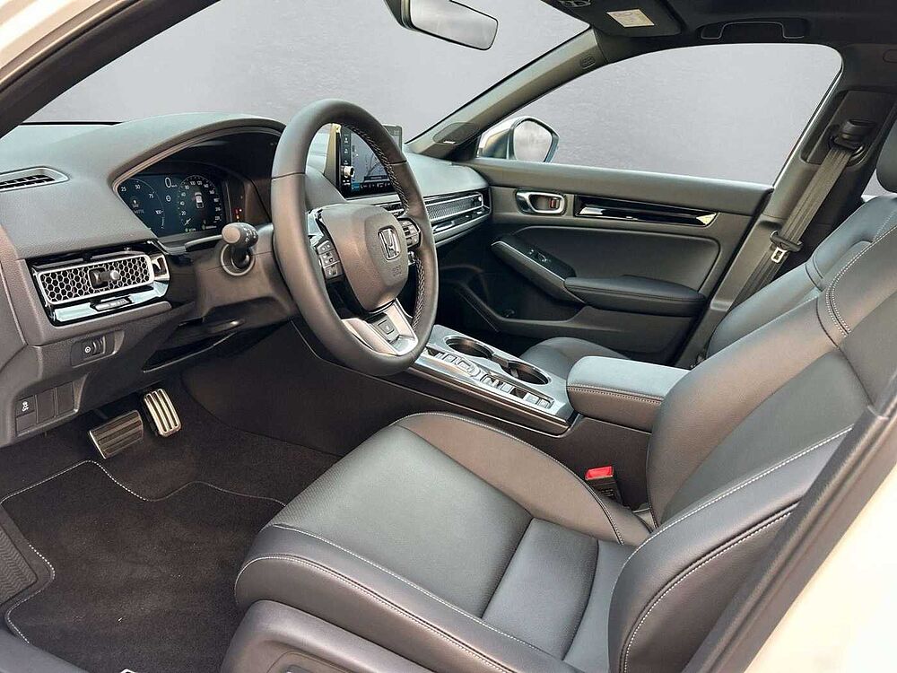 Honda Civic e: HEV 2.0 Hybrid Advance