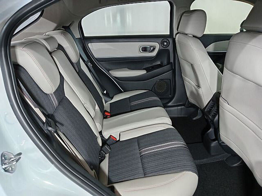 Honda HR-V e: HEV Advance Style e: HEV Advance Style