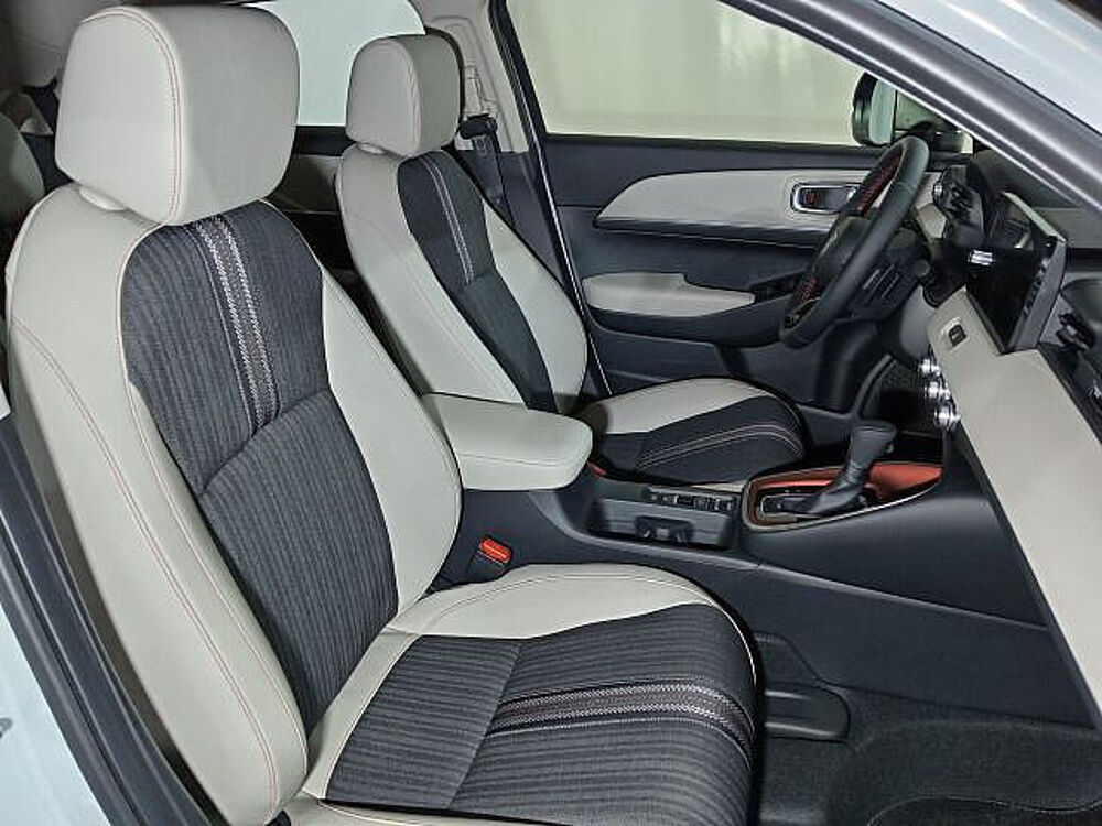 Honda HR-V e: HEV Advance Style e: HEV Advance Style