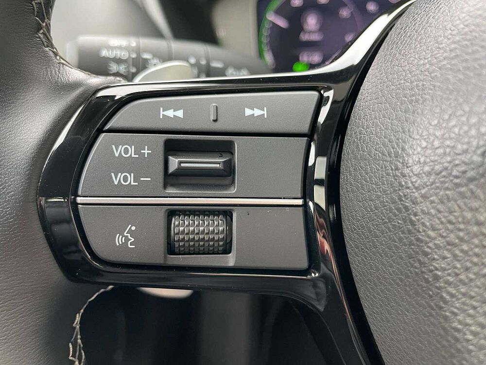 Honda ZR-V e: HEV 2.0 i-MMD Hybrid Advance * NEUWERTIG *