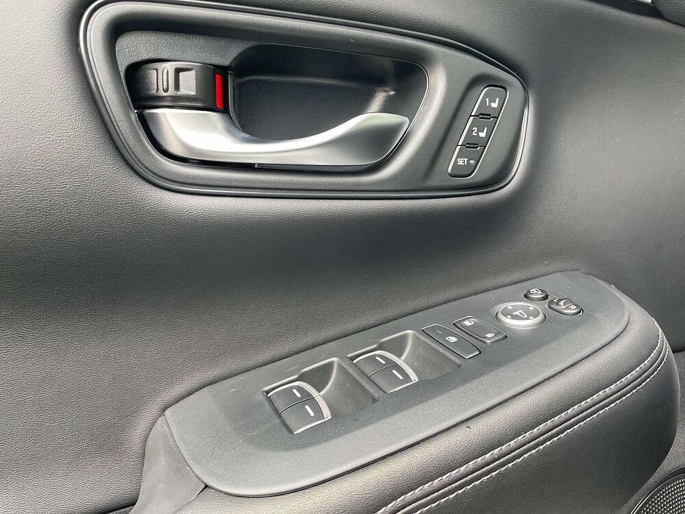 Honda ZR-V e: HEV 2.0 i-MMD Hybrid Advance * NEUWERTIG *