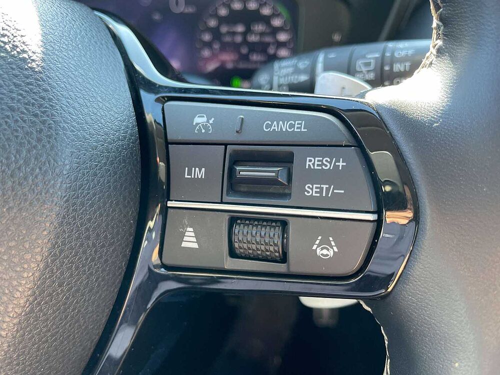 Honda ZR-V ZR-V e: HEV 2.0 Hybrid Advance * 8-fach bereift *