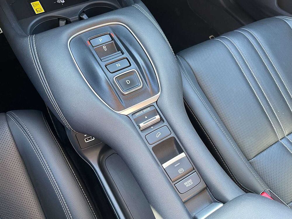 Honda ZR-V ZR-V e: HEV 2.0 Hybrid Advance * 8-fach bereift *