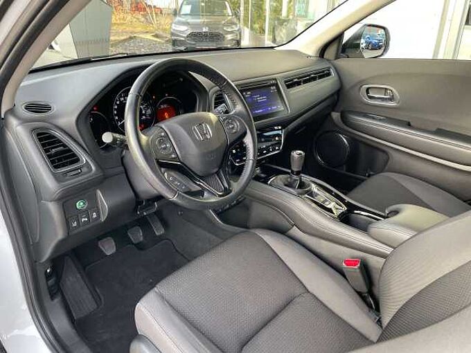 Honda HR-V HR-V 1.5 i-VTEC Elegance * 1. Hand * AHK *