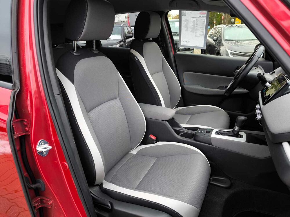 Honda Jazz 1,5 e Executive Crosstar + Ganzjahresreifen 1.5 i-MMD Hybrid