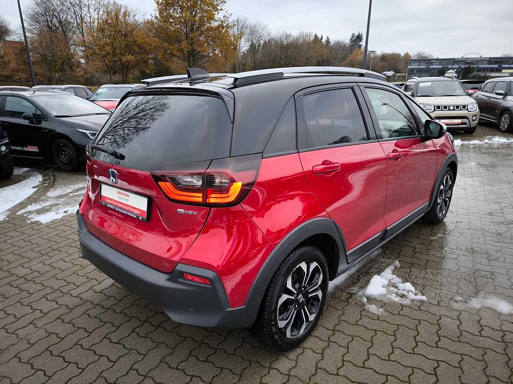 Honda Jazz 1,5 e Executive Crosstar + Ganzjahresreifen 1.5 i-MMD Hybrid