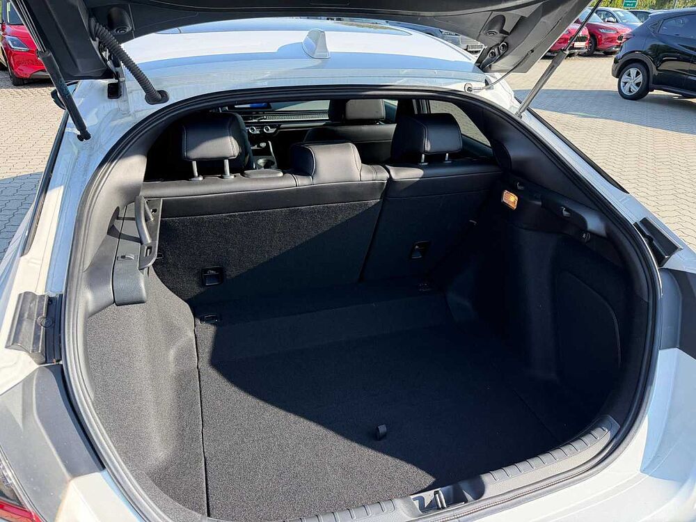 Honda Civic 2,0 Advance Hybrid e: HEV